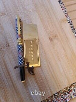 BURBERRY Vintage Fountain pen & book mark