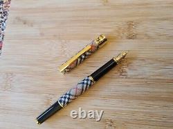 BURBERRY Vintage Fountain pen & book mark