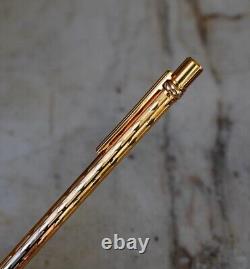 Magnificent Cartier Must Pl. Or Ballpoint Pen Guilloché Finish Diamond Pattern