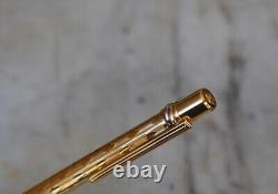 Magnificent Cartier Must Pl. Or Ballpoint Pen Guilloché Finish Diamond Pattern