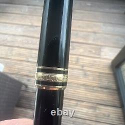 Mont Blanc Meisterstück Gold-coated Classique Ballpoint Pen