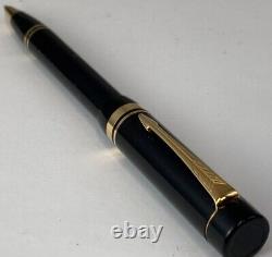 Parker Duofold Mark1 1987 Rare Centennial Black Lacquer Gold Trim Ballpoint Pen