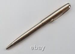 Parker Sonnet Rolled Gold Ball Pen