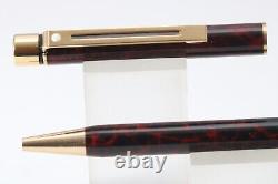 Vintage (1990) Sheaffer Targa No. 1034 Red Ronce Ballpoint Pen with Gold Trim